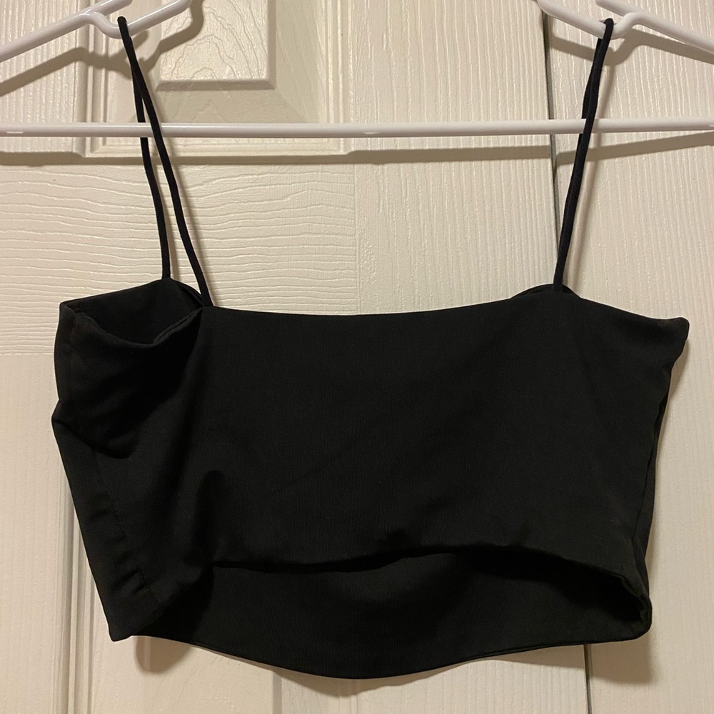 Black Cropped Tank Top - Picture 2 of 3